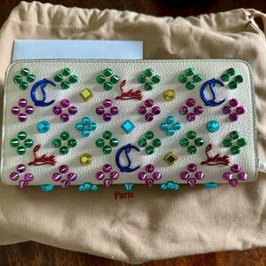 NEW Christian Louboutin Ivory Multi Metals Panettone Spike Zip Around Wallet
